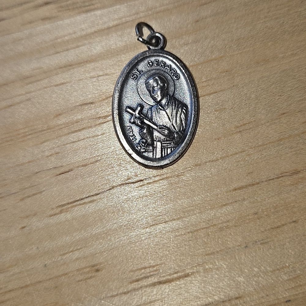 St gerard Saint medallion silver toned Oval 3 d texture jewelry charm medal 2